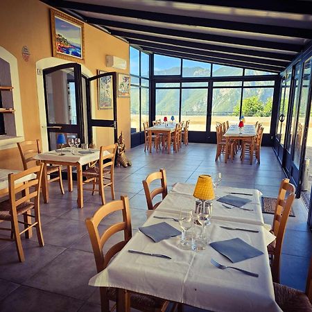 La Gruppio Bed & Breakfast Ilonse ภายนอก รูปภาพ