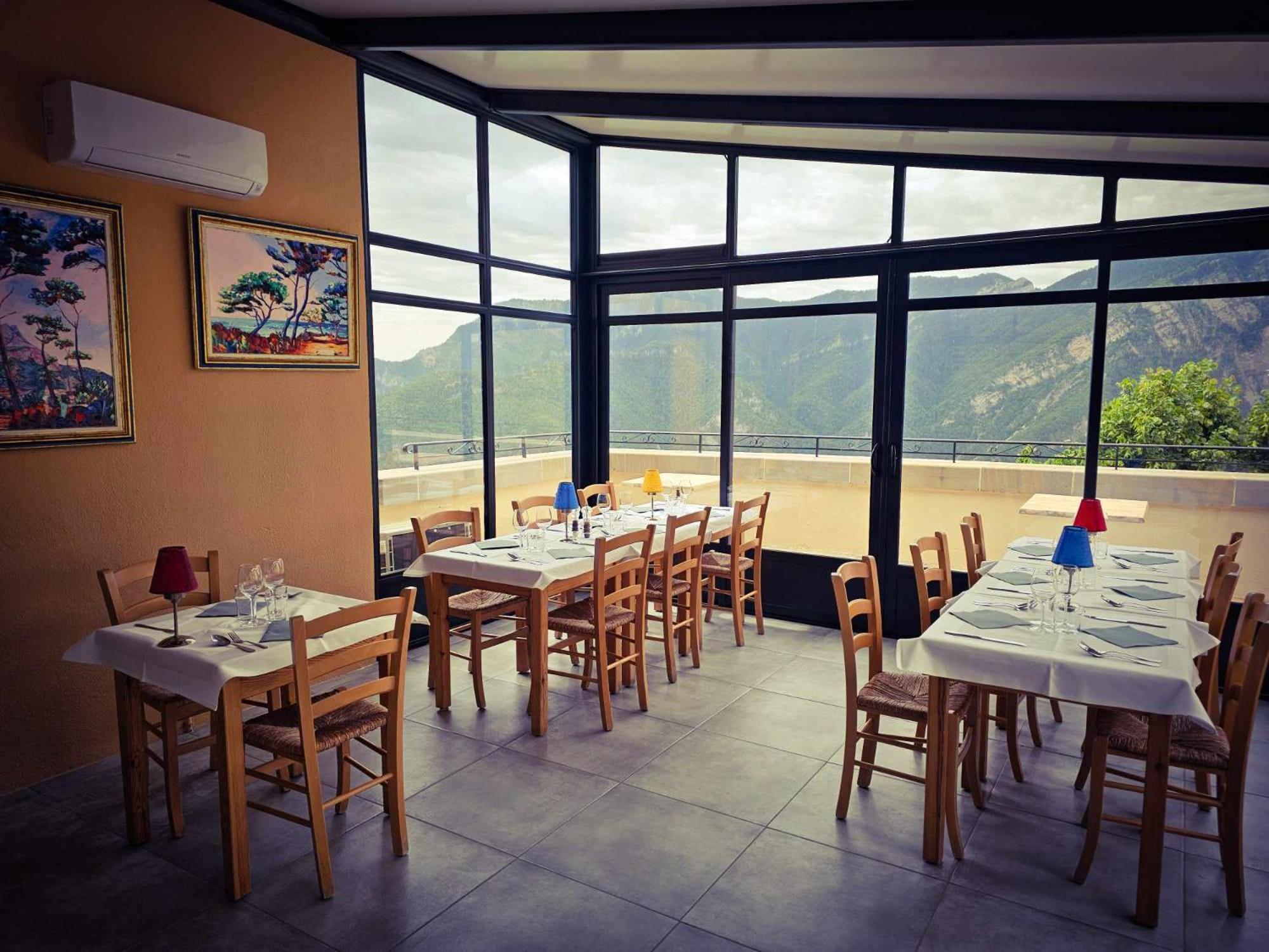 La Gruppio Bed & Breakfast Ilonse ภายนอก รูปภาพ